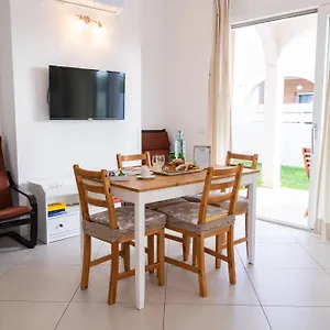 https://residenza-del-barone-luxury-house-spa-pula-sardegna.in-sardinia.net