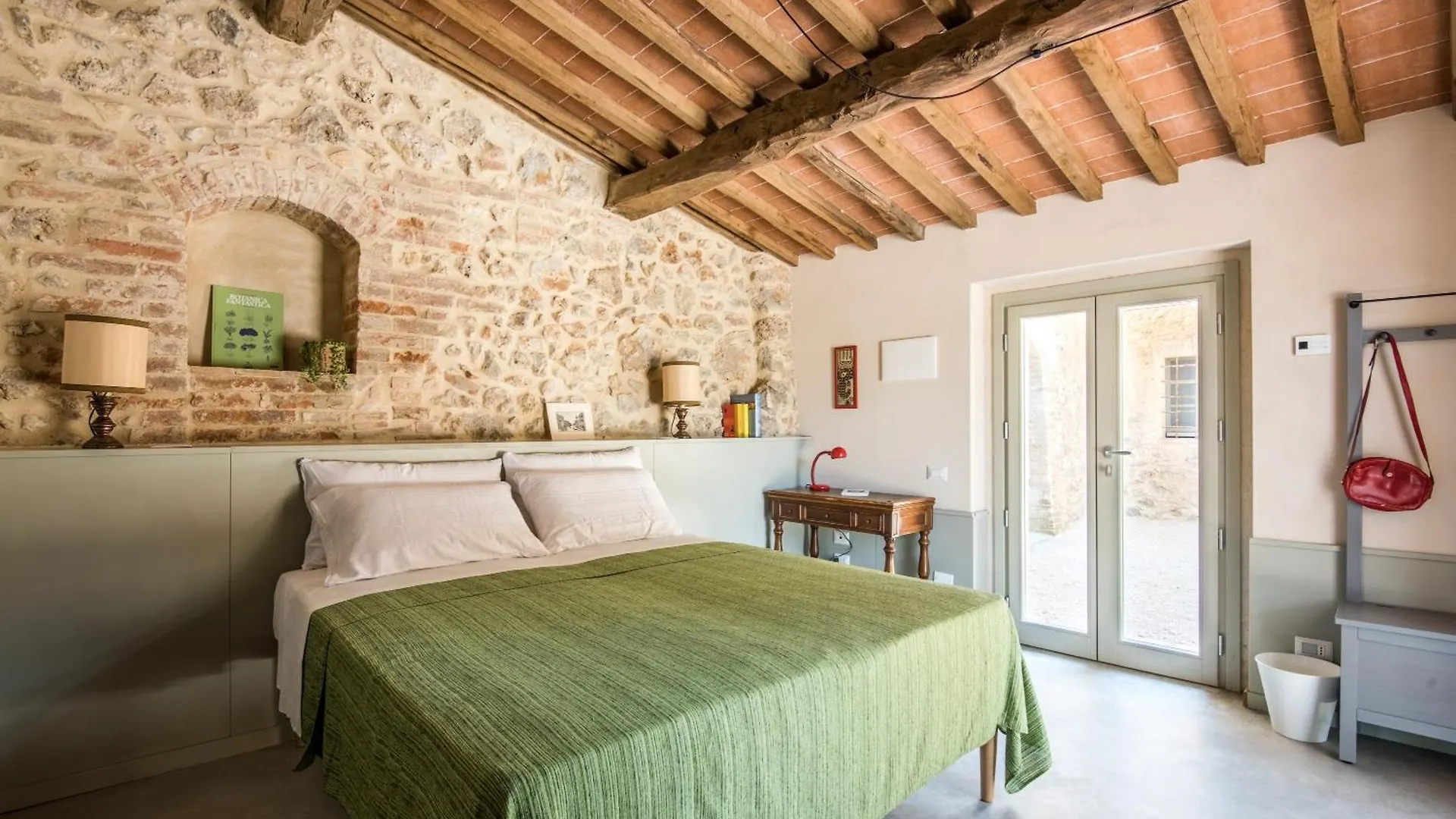 Agriturismo Casalino18 Tognazza Farm stay